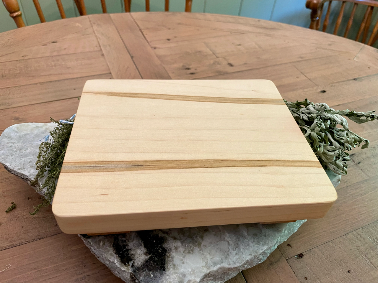 Ambrosia Maple Riser